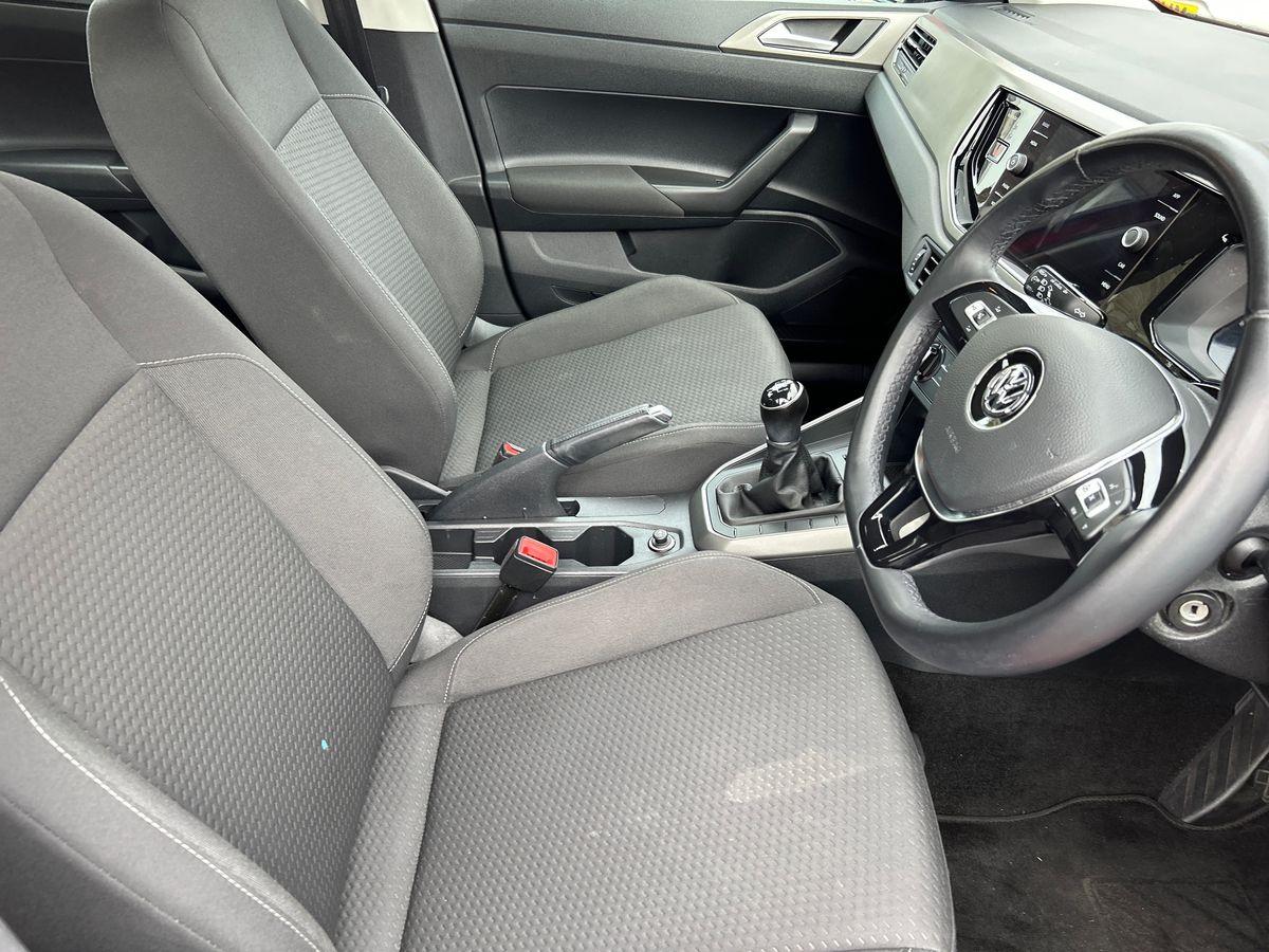 Volkswagen Polo Photo autoimg-3de8b58e999a3624506aef330e176fbecb424243.jpg