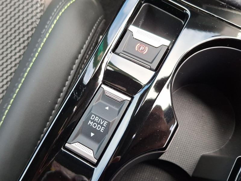 Used Peugeot 2008 KS25JJU 46