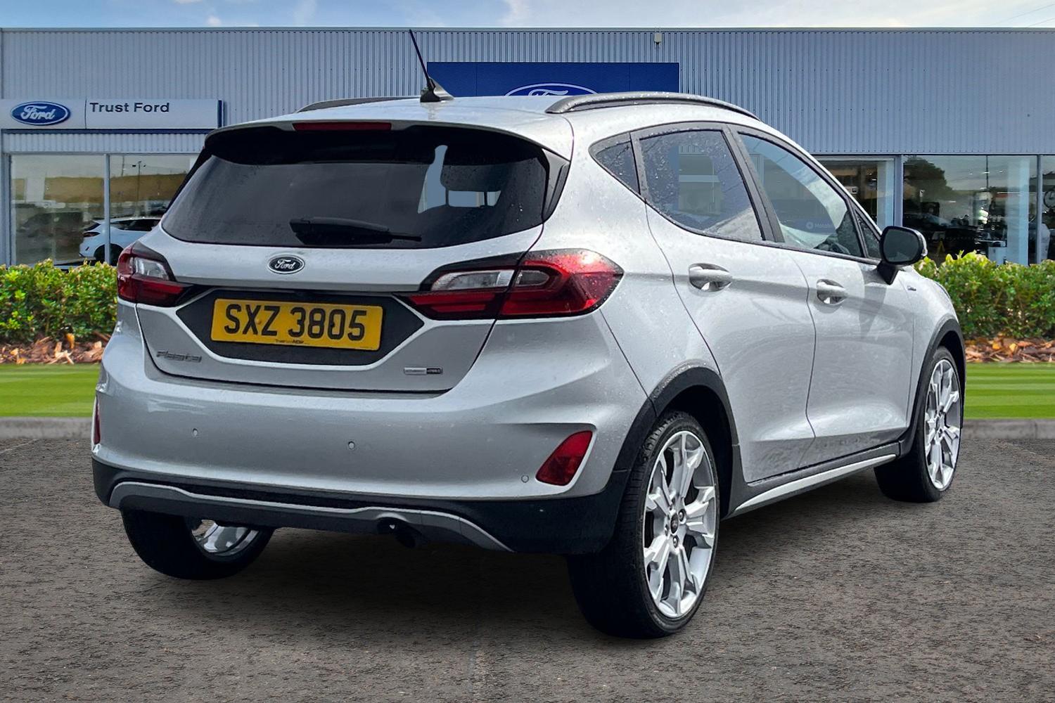 Ford FIESTA Photo 3