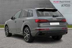 Audi Q7 Photo 3