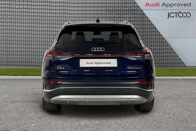 AUDI Q4 E-Tron Photo 7