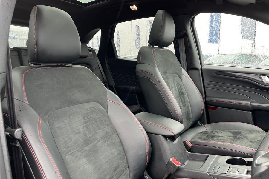 Ford Kuga Photo autoimg-3deefa6f40a2c917bac26ff94c7bedbaae941589.jpg