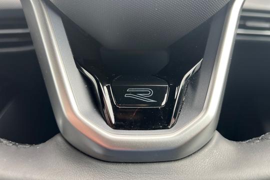 Volkswagen Golf Photo autoimg-3df57e6014e942bf0cfa3165eb206c54d7565bb4.jpg