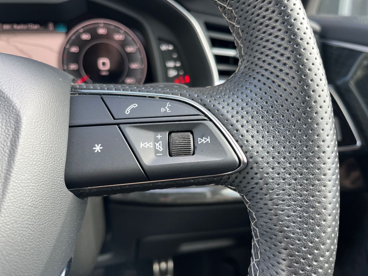 Audi Q7 Photo autoimg-3df5de0be61ee5d6a0a84826f5594e88ce881ac0.jpg