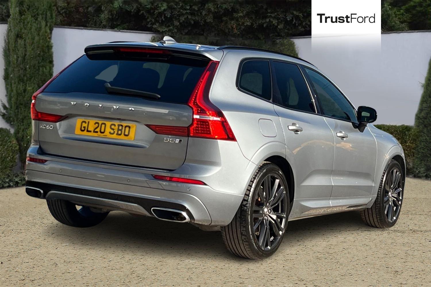 Volvo XC60 Photo 3