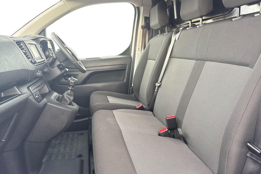 Vauxhall VIVARO Photo autoimg-3e0280c09adebc963eab6f8dd8fc09889f2ab064.jpg