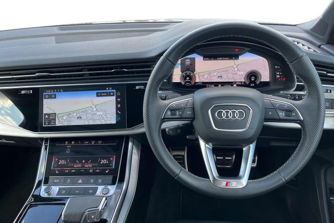 Audi Q7 Photo 11