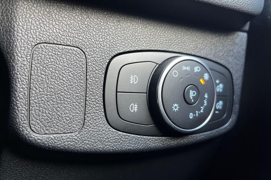 Ford Focus Photo autoimg-3e04f5498689df9df4a5141461b62b501e4e5d49.jpg