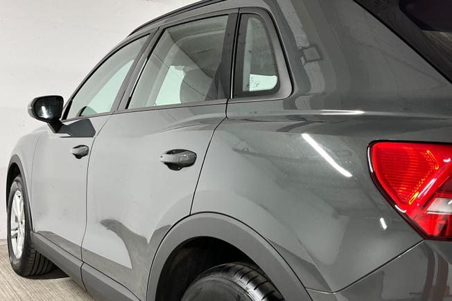 Audi Q3 Photo 39