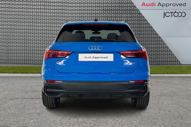 AUDI Q3 Photo 7