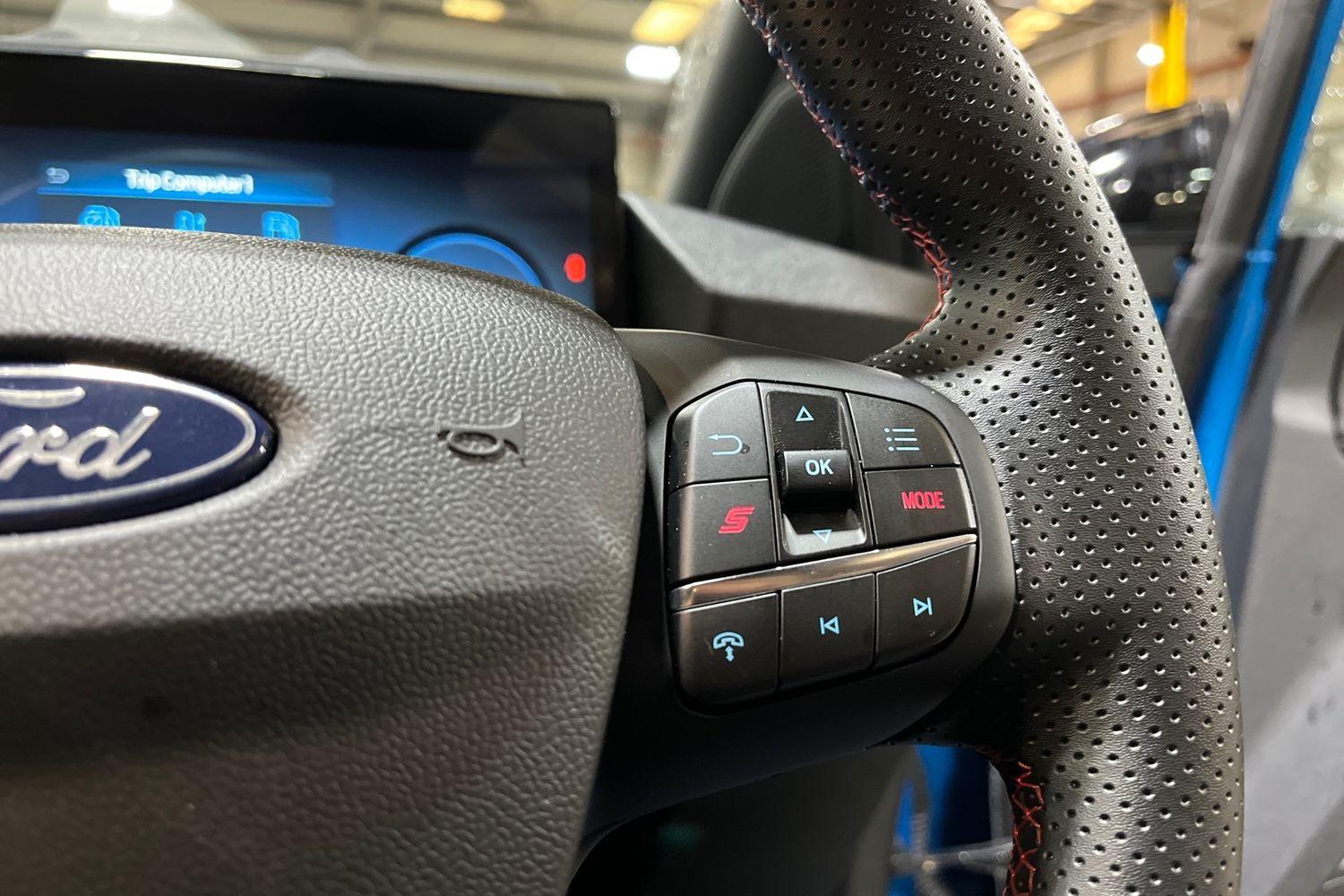 Ford PUMA Photo 25