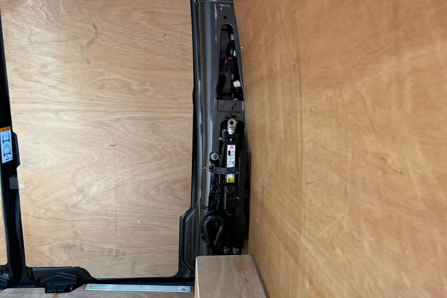 Used Ford TRANSIT CUSTOM AU24KHX 9