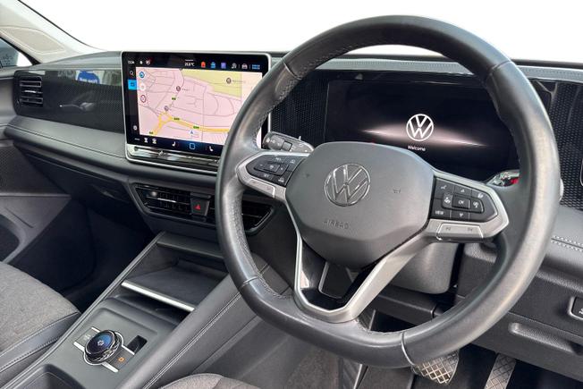 VOLKSWAGEN Tiguan Photo 6