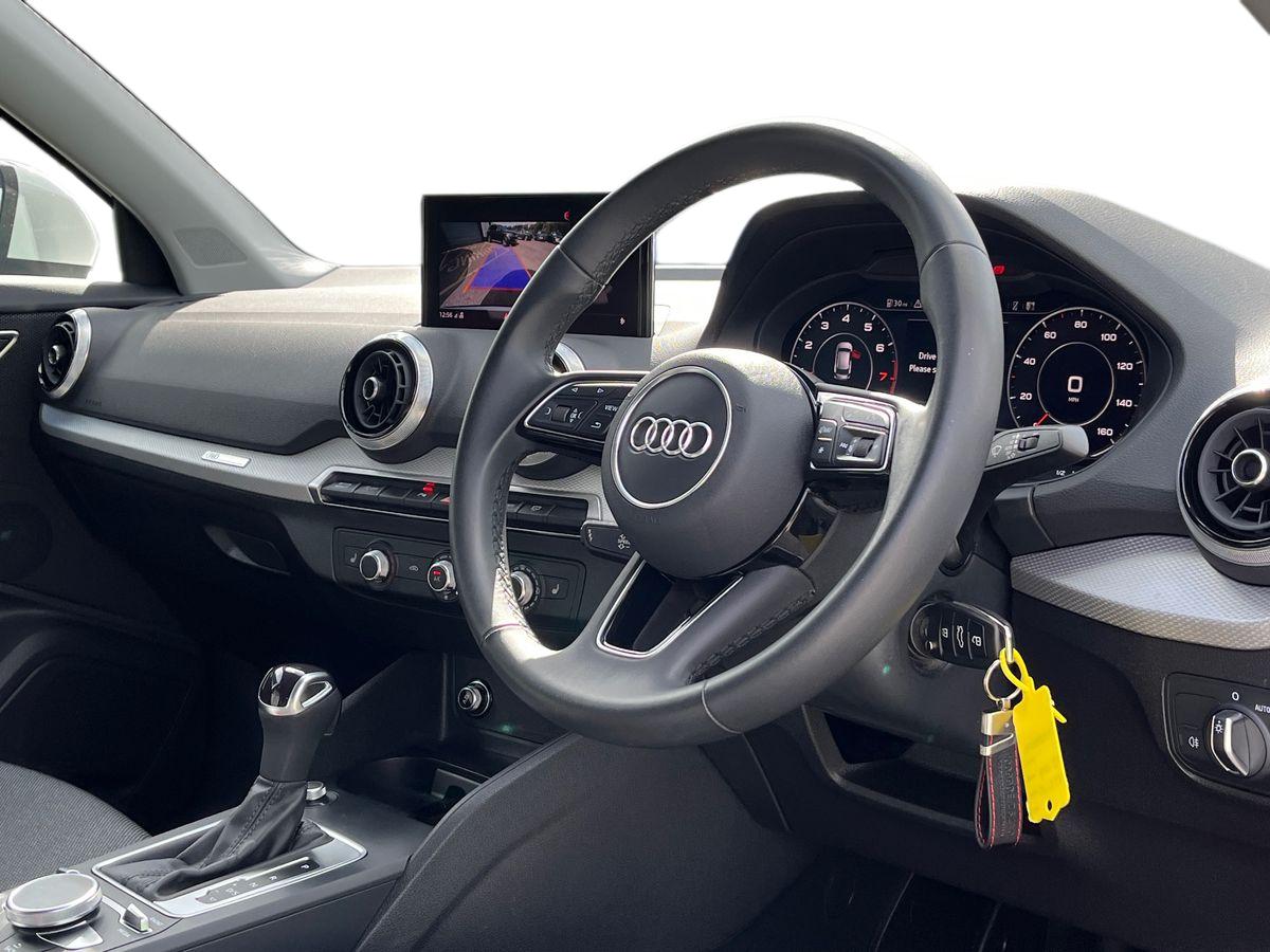 Audi Q2 Photo 19