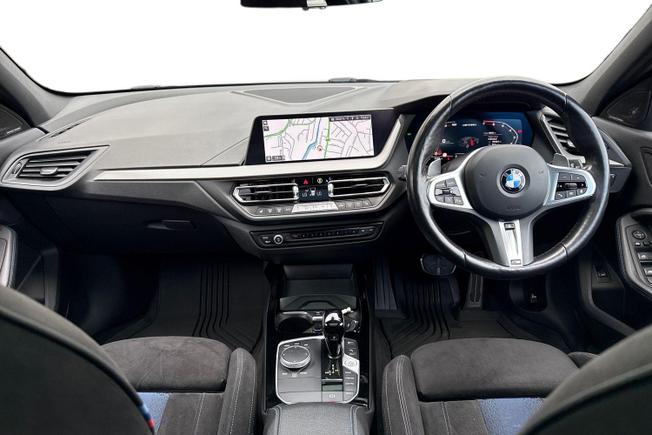 BMW 1 Series Photo 10