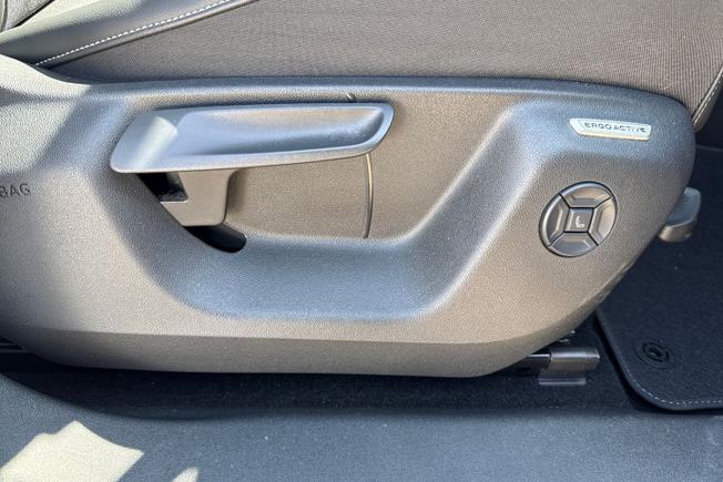 VOLKSWAGEN Tiguan Photo 35