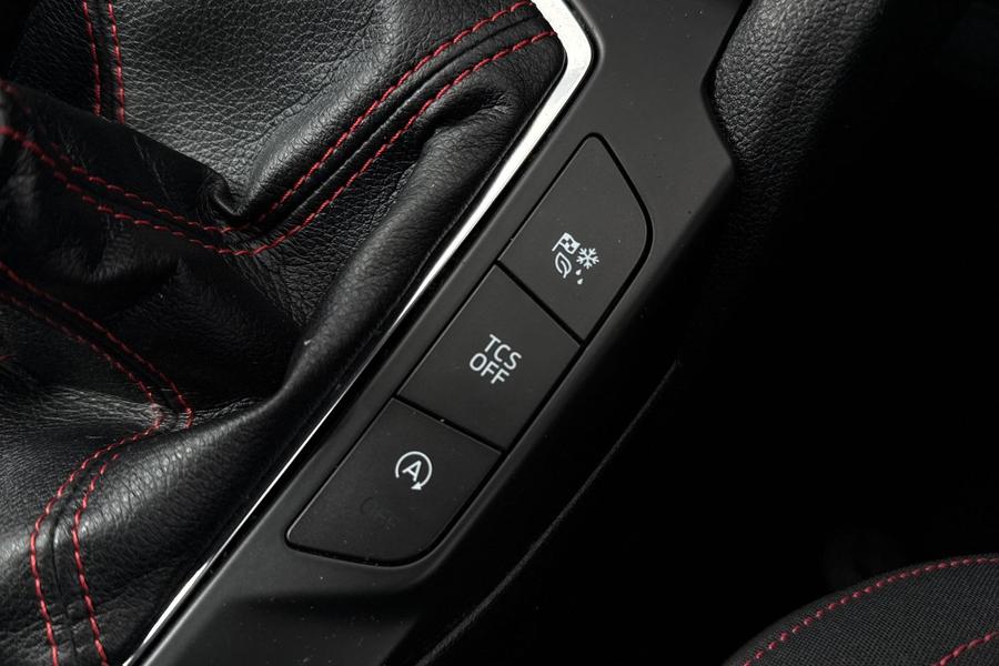 Ford Focus Photo autoimg-3e168496902cf736879208aa7d7c14c7932687e6.jpg