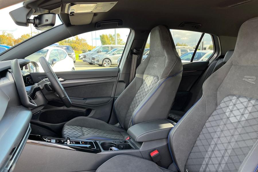 Volkswagen Golf Photo autoimg-3e16fe74ed8d86fdccd9798dd8f8e0ce7271f63f.jpg