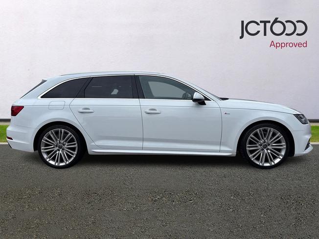 Audi A4 Photo 4