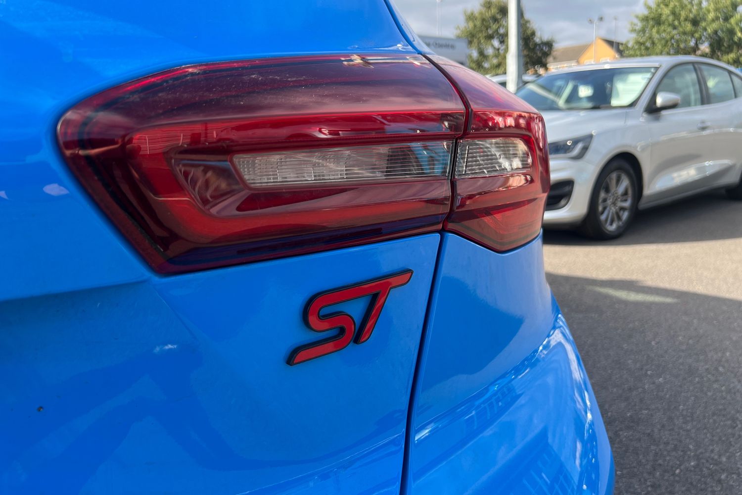 Ford FOCUS Photo 27