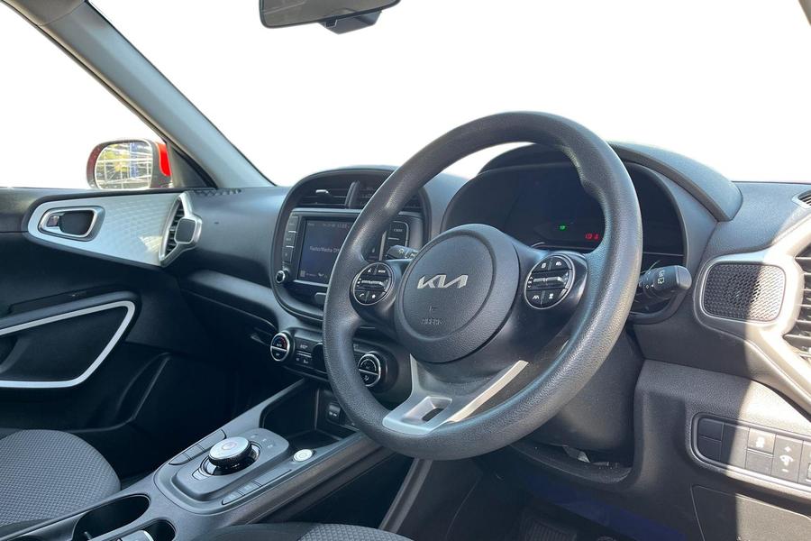 Kia SOUL Photo autoimg-3e2155421e9b95dd4876e7d552e63132a6987c91.jpg
