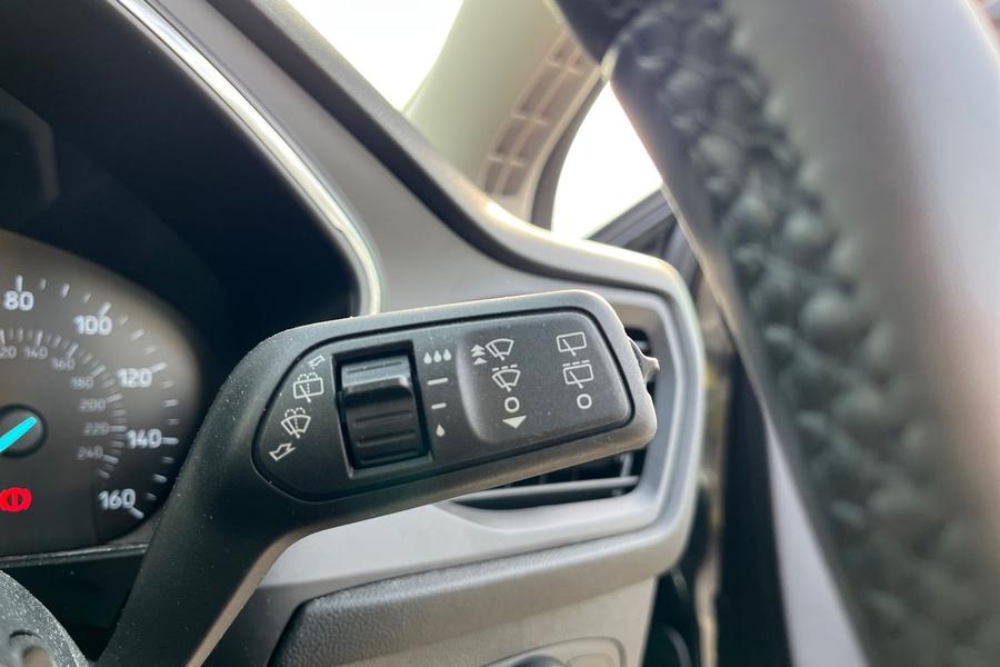 Ford FOCUS Photo autoimg-3e21f5c102a446499557340189ceca2c699178ee.jpg