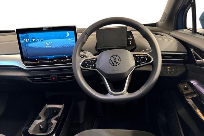 VOLKSWAGEN ID.4 Photo 11