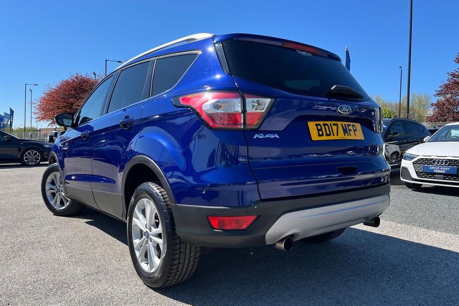 Ford KUGA Photo autoimg-3e2430872e0b49ed8100775d93a44baab542e47d.jpg