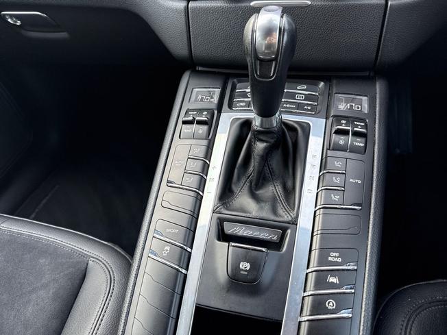 Porsche Macan Photo 34