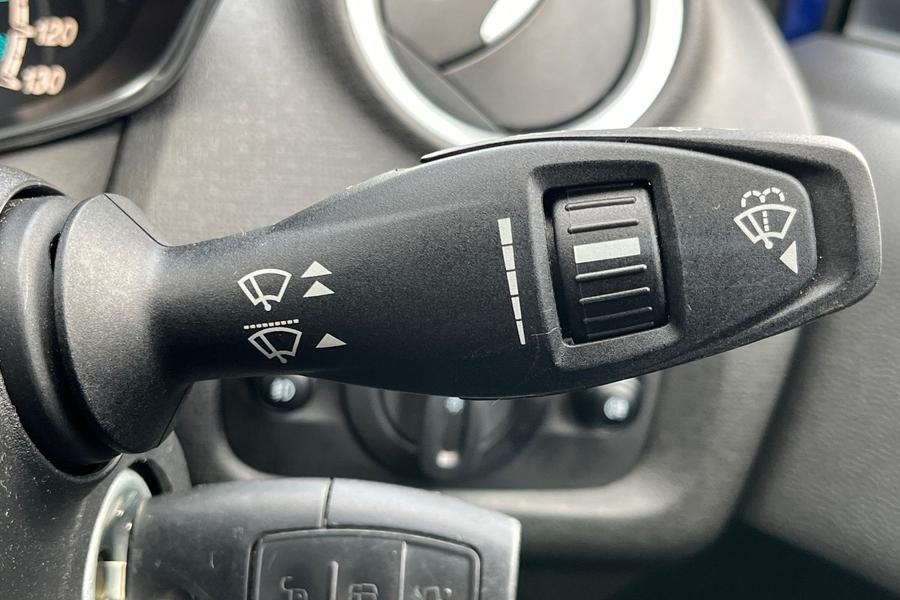 Ford Fiesta Photo autoimg-3e2b81456f2c3934d548f89b6b59fe8e9bf86d34.jpg