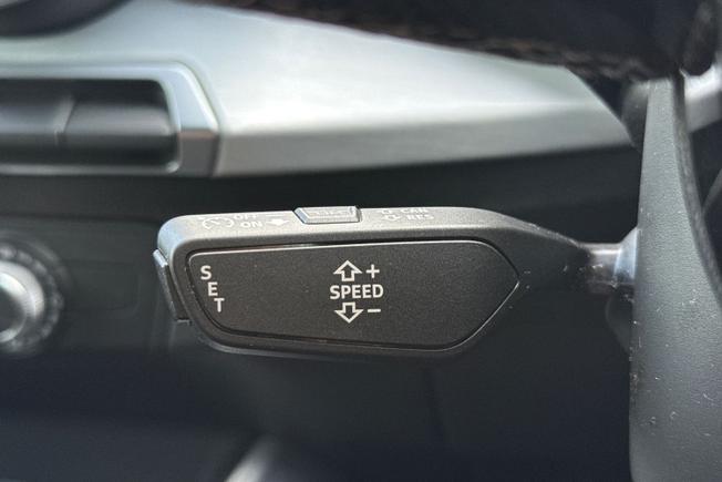 AUDI Q2 Photo 39