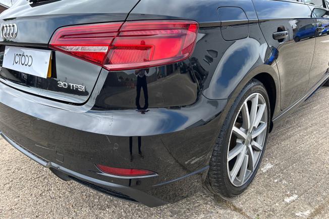 AUDI A3 Photo 32