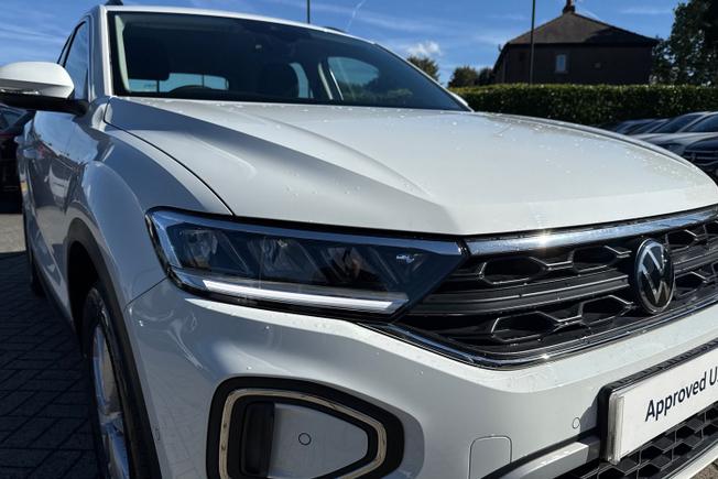 Volkswagen T-Roc Photo 19
