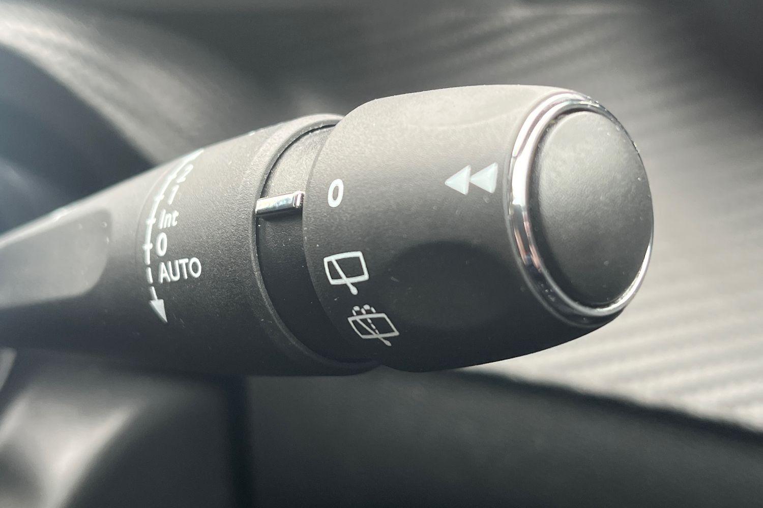 Peugeot 2008 Photo 14