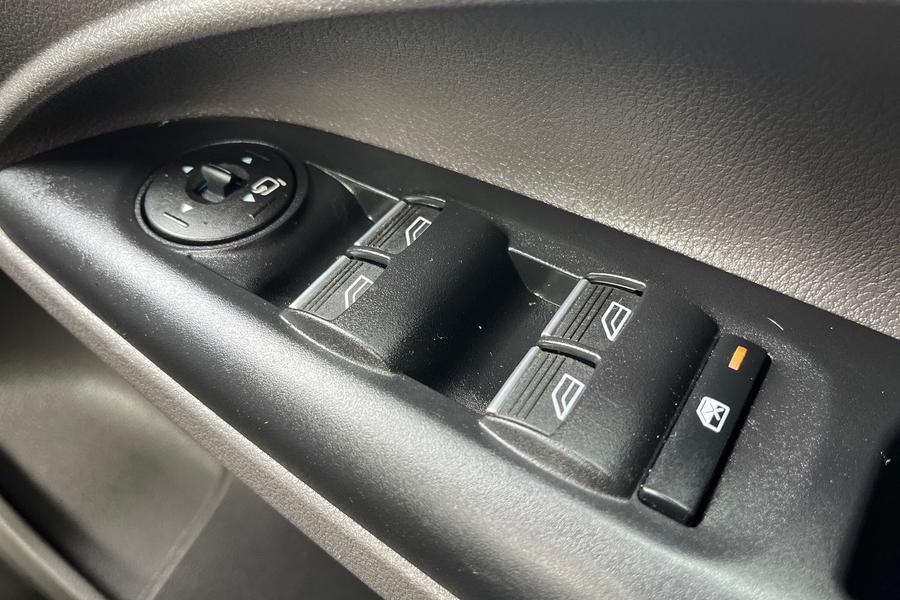 Ford TOURNEO CONNECT Photo autoimg-3e43a7a25041eba85469ae08ef917db655a6b375.jpg