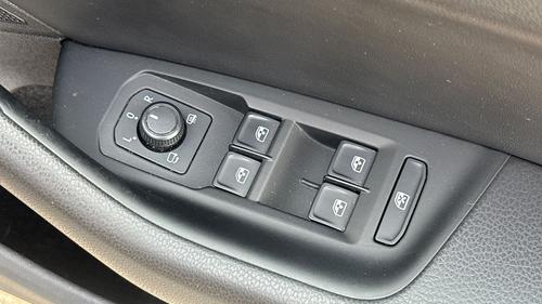 Volkswagen Arteon Photo autoimg-3e49192c54b7848e0a64b56c52e091c213083f19.jpg