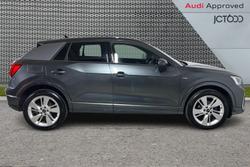 AUDI Q2 Photo 4