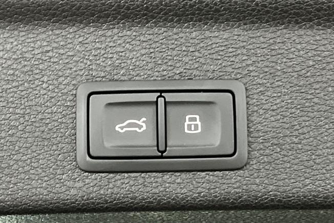 AUDI Q3 Photo 31
