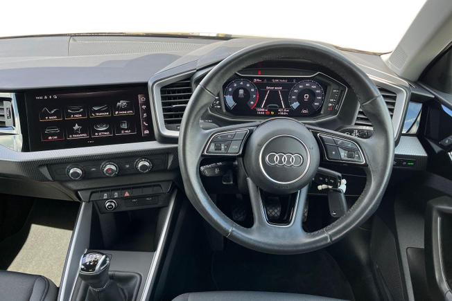 Audi A1 Photo 11