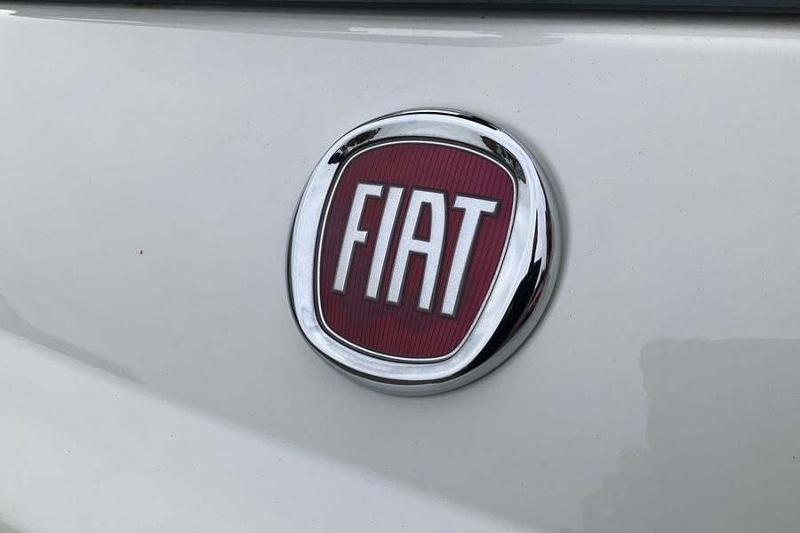 Fiat 500 Photo autoimg-3e52a6cf9d0485c18c85aae2a0aeaacf3f6f413d.jpg