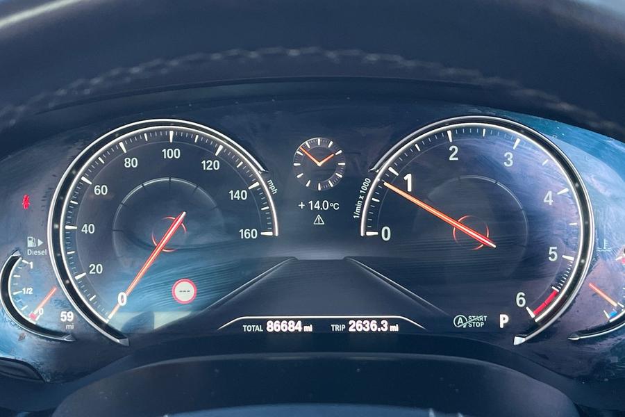 BMW 5 SERIES Photo autoimg-3e5568e349ce3c65fa129f5507d0fec924ecf299.jpg