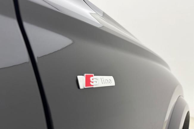 AUDI Q6 E-Tron Photo 31