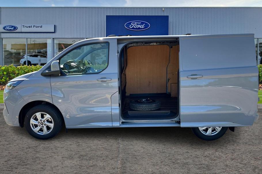 Used FORD TRANSIT CUSTOM YG24ZZD 5