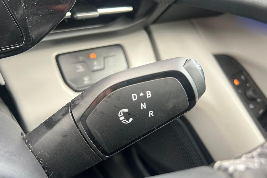 Ford EXPLORER Photo autoimg-3e59e73847316d51b315debd84a75df1d26e21b1.jpg