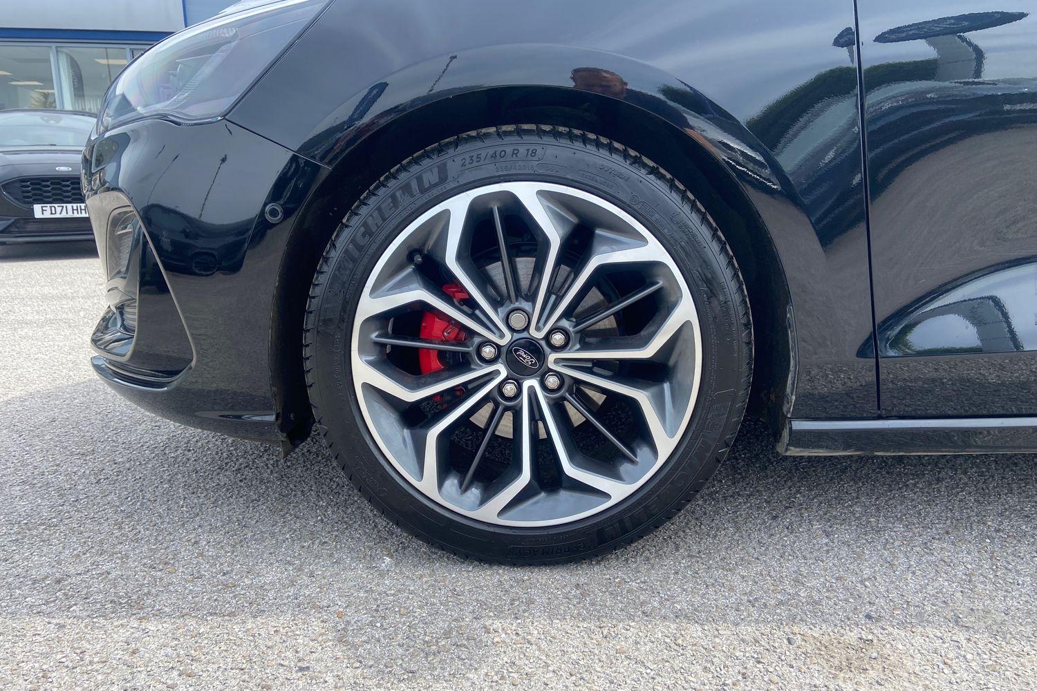 Ford FOCUS Photo 23