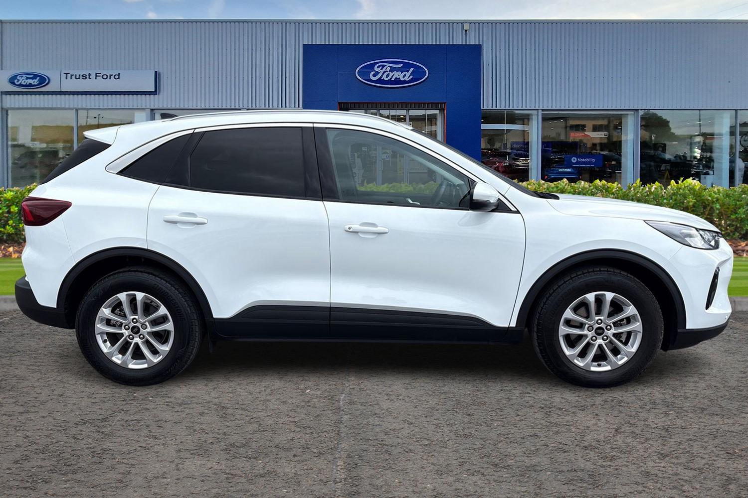 Ford KUGA Photo 2
