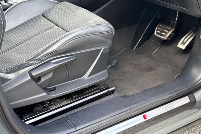 AUDI Q3 Photo 30
