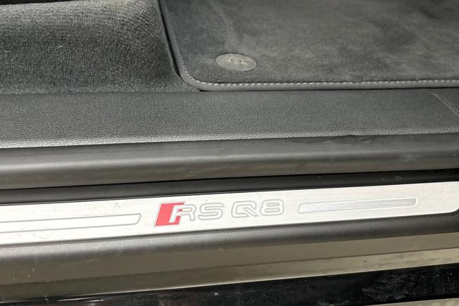 Audi Rsq8 Photo 30