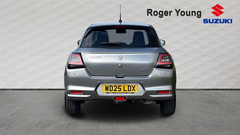 Used Suzuki Swift WD25LDX 6