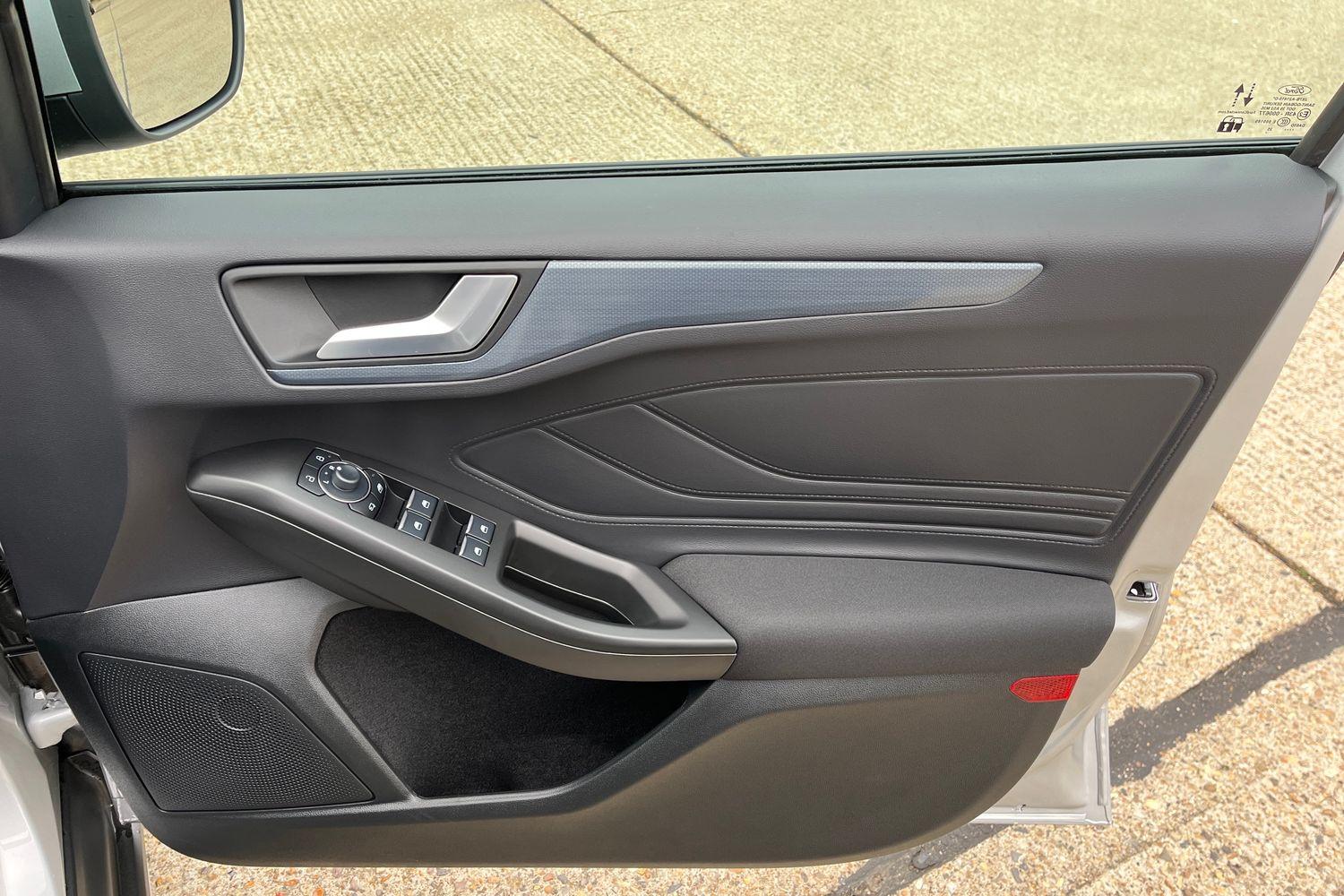 Ford Focus Photo 39